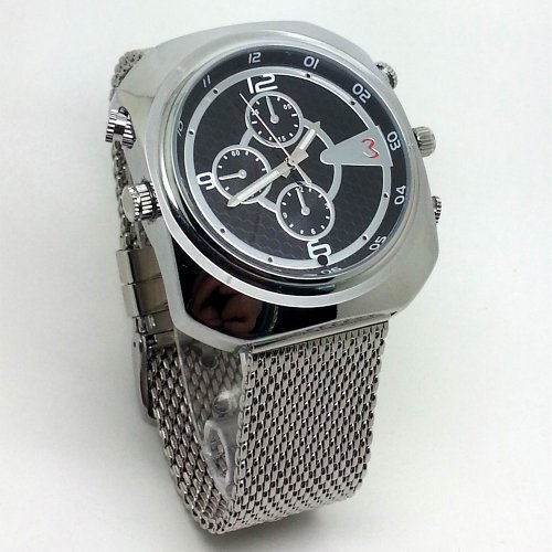 型录像 Mini便携 采用H.264压缩解码格式 便携